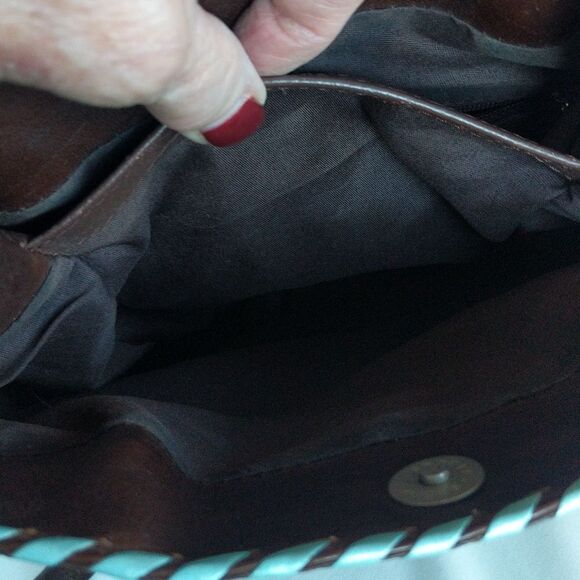 Vintage Hand-tooled Leather Bucket Bag- Love Turquoise? - Picture 8 of 16